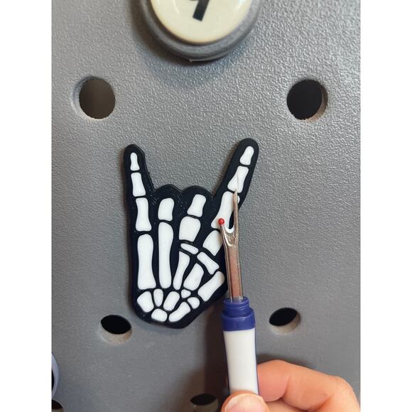 Lot of 5 Slightly Imperfect Photography Photographer Bogg Bag Charms - Picture 6 of 6